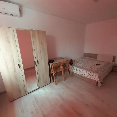 Garsoniera De La Mare Apartman Mangalia Kültér fotó